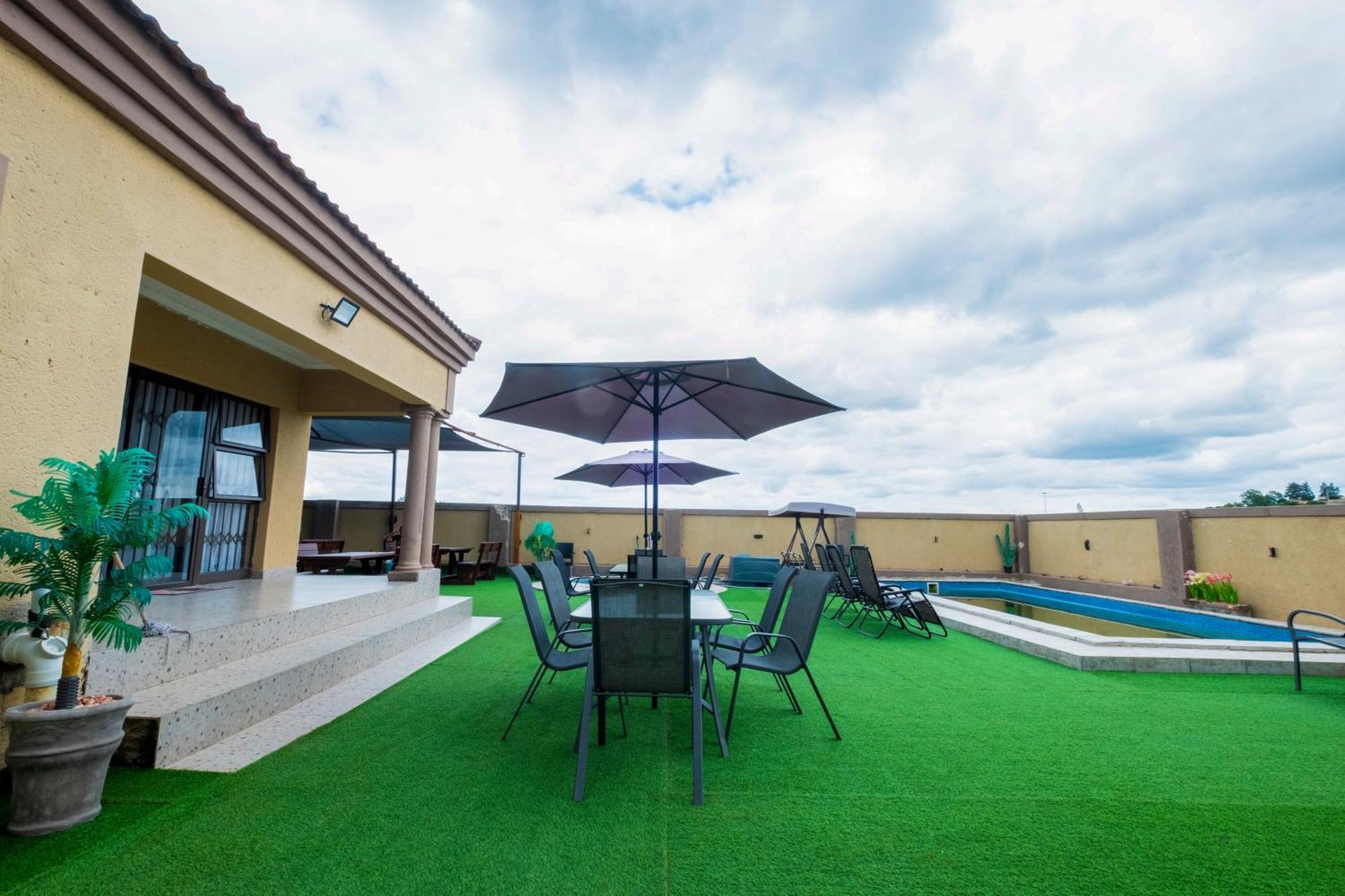 Woodmead Guest House Manzini Ngoại thất bức ảnh